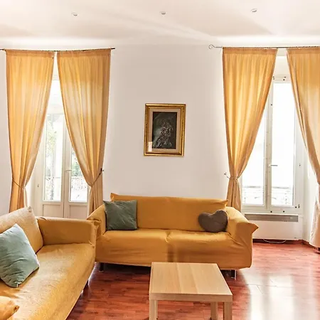 Apartman Cluvila Furnished Flat Nizza